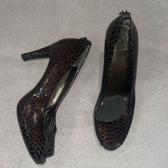 Vintage Stuart Weitzman brown leather reptile pattern 3.5” heels - Picture 1 of 4